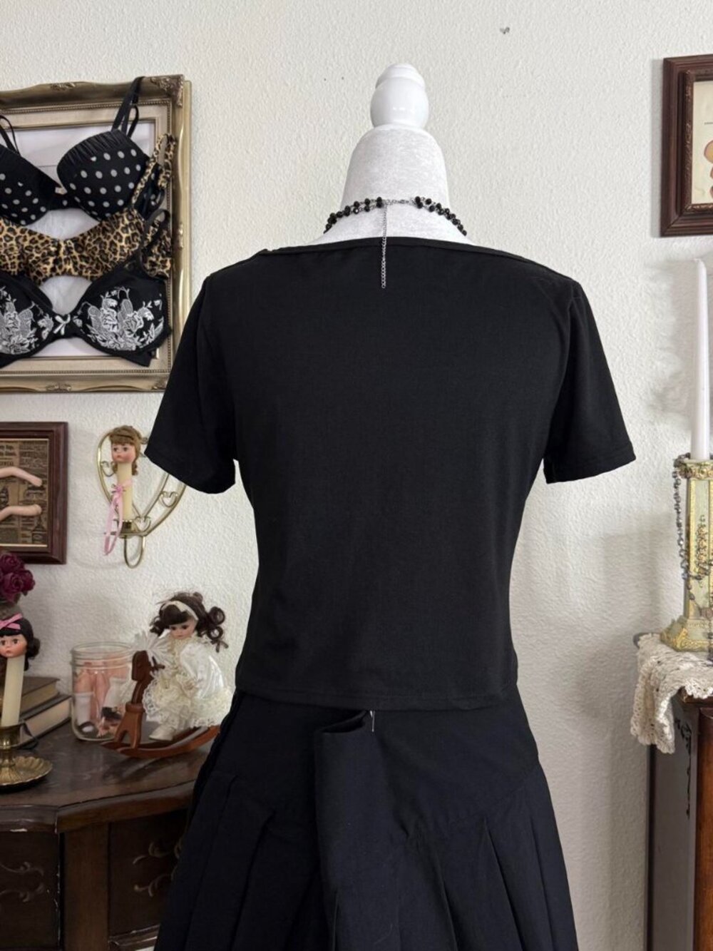 Classic girly grunge witchy black square neck cropped top - Picture 4 of 5